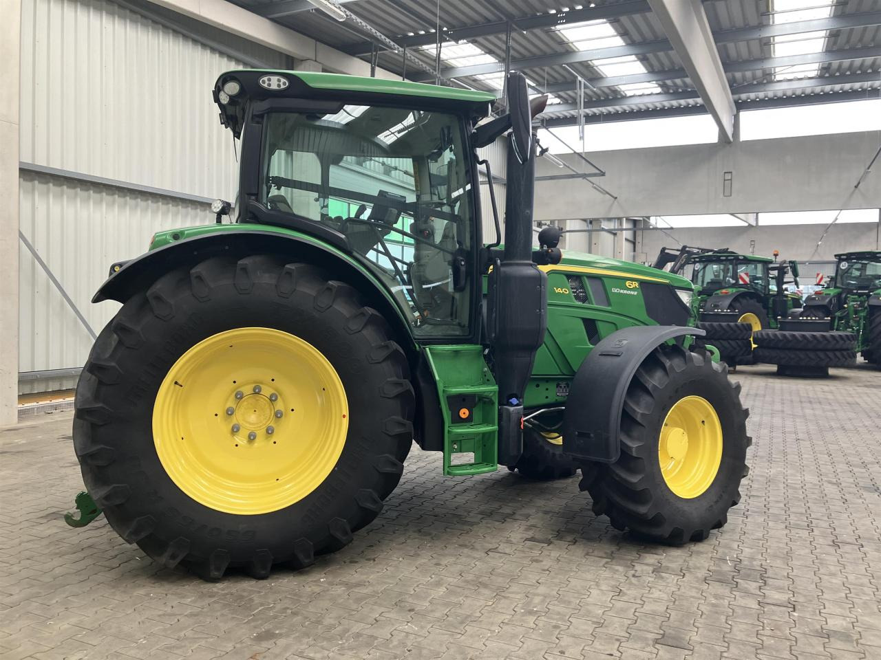 John Deere 6R 140 - Traktor: pilt 5 John Deere 6R 140 - Traktor: pilt 5