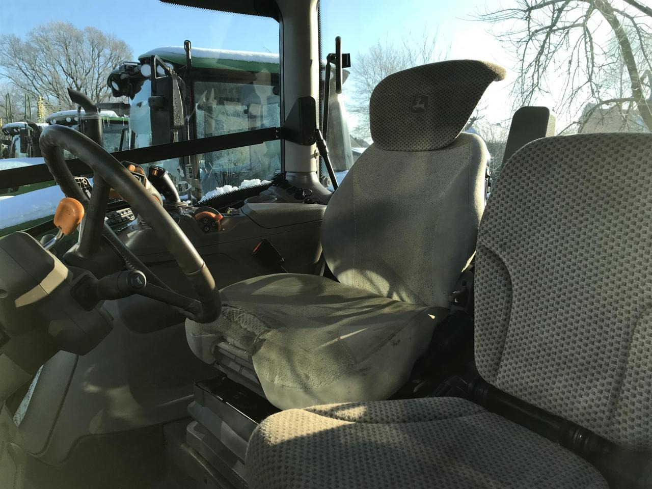 John Deere 6R 140 - Traktor: pilt 5 John Deere 6R 140 - Traktor: pilt 5