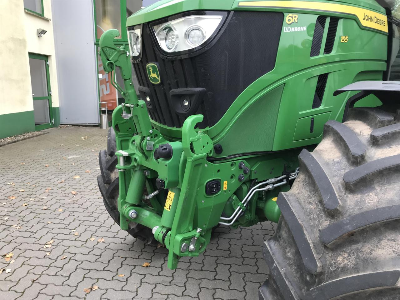 John Deere 6R 155 - Traktor: pilt 4 John Deere 6R 155 - Traktor: pilt 4
