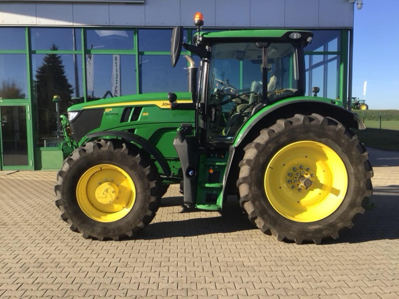 John Deere 6R 155 - Traktor: pilt 1 John Deere 6R 155 - Traktor: pilt 1