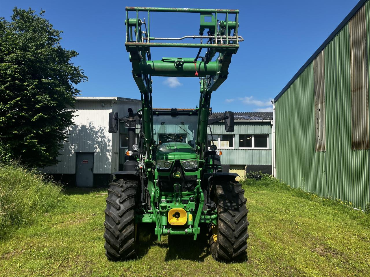 John Deere 6R 155 - Traktor: pilt 3 John Deere 6R 155 - Traktor: pilt 3