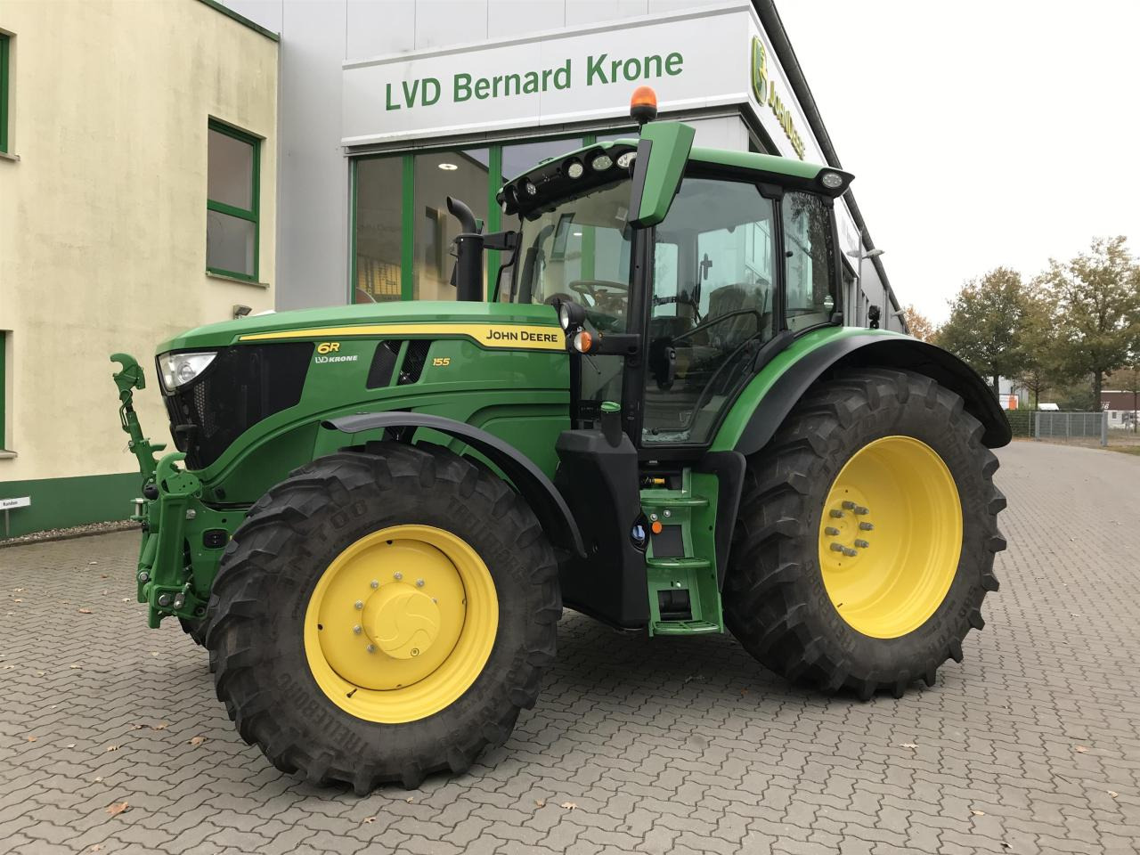 John Deere 6R 155 - Traktor: pilt 1 John Deere 6R 155 - Traktor: pilt 1