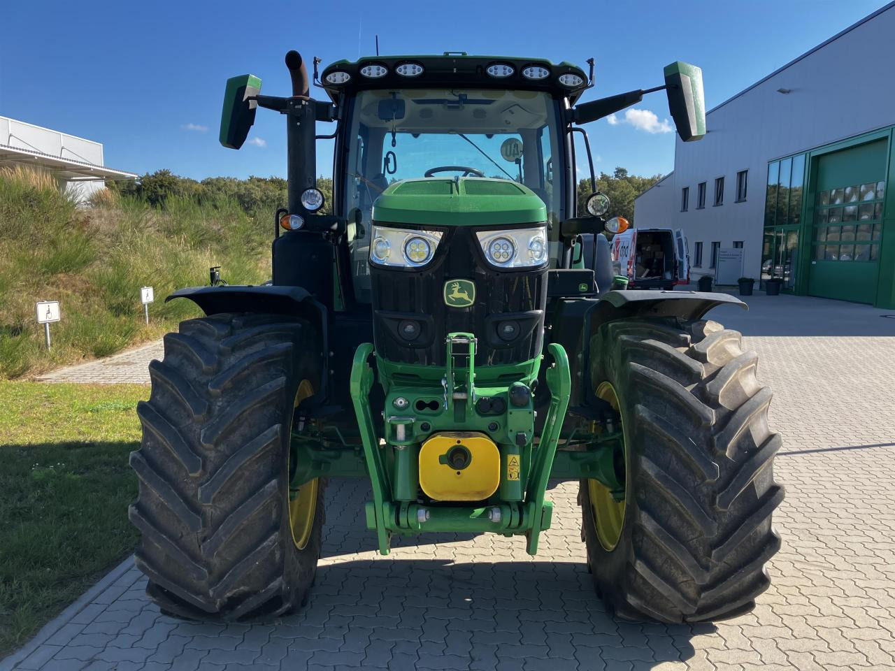 John Deere 6R 185 - Traktor: pilt 3 John Deere 6R 185 - Traktor: pilt 3