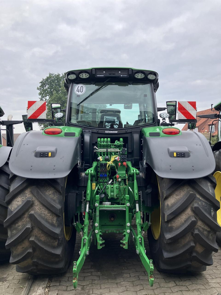 John Deere 6R 215 - Traktor: pilt 4 John Deere 6R 215 - Traktor: pilt 4