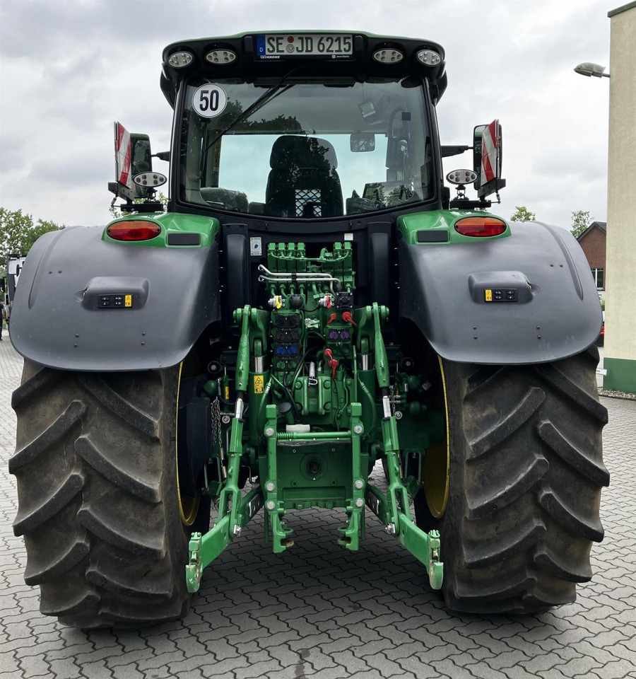 John Deere 6R 215 - Traktor: pilt 4 John Deere 6R 215 - Traktor: pilt 4