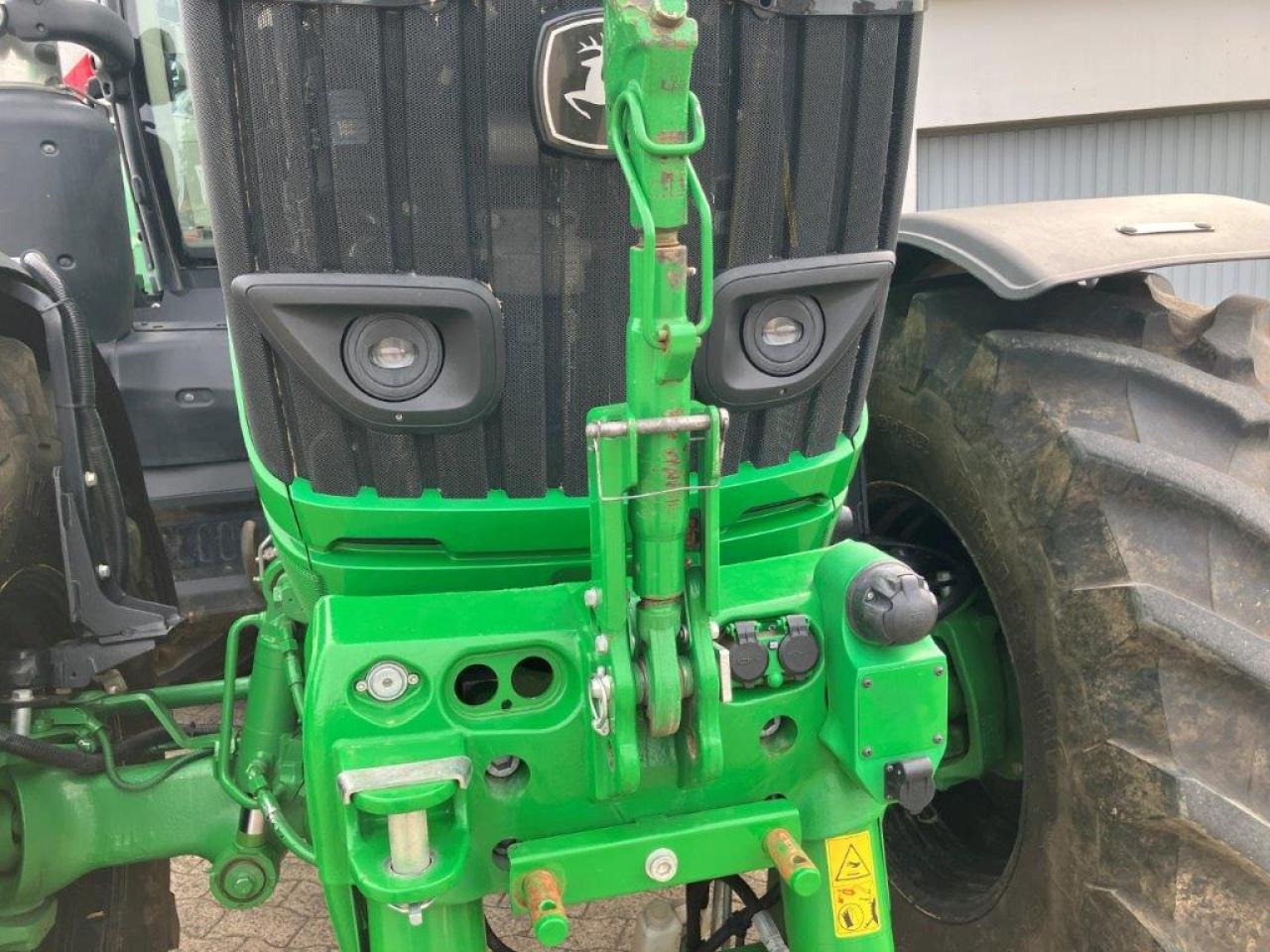 John Deere 6R 250 - Traktor: pilt 3 John Deere 6R 250 - Traktor: pilt 3