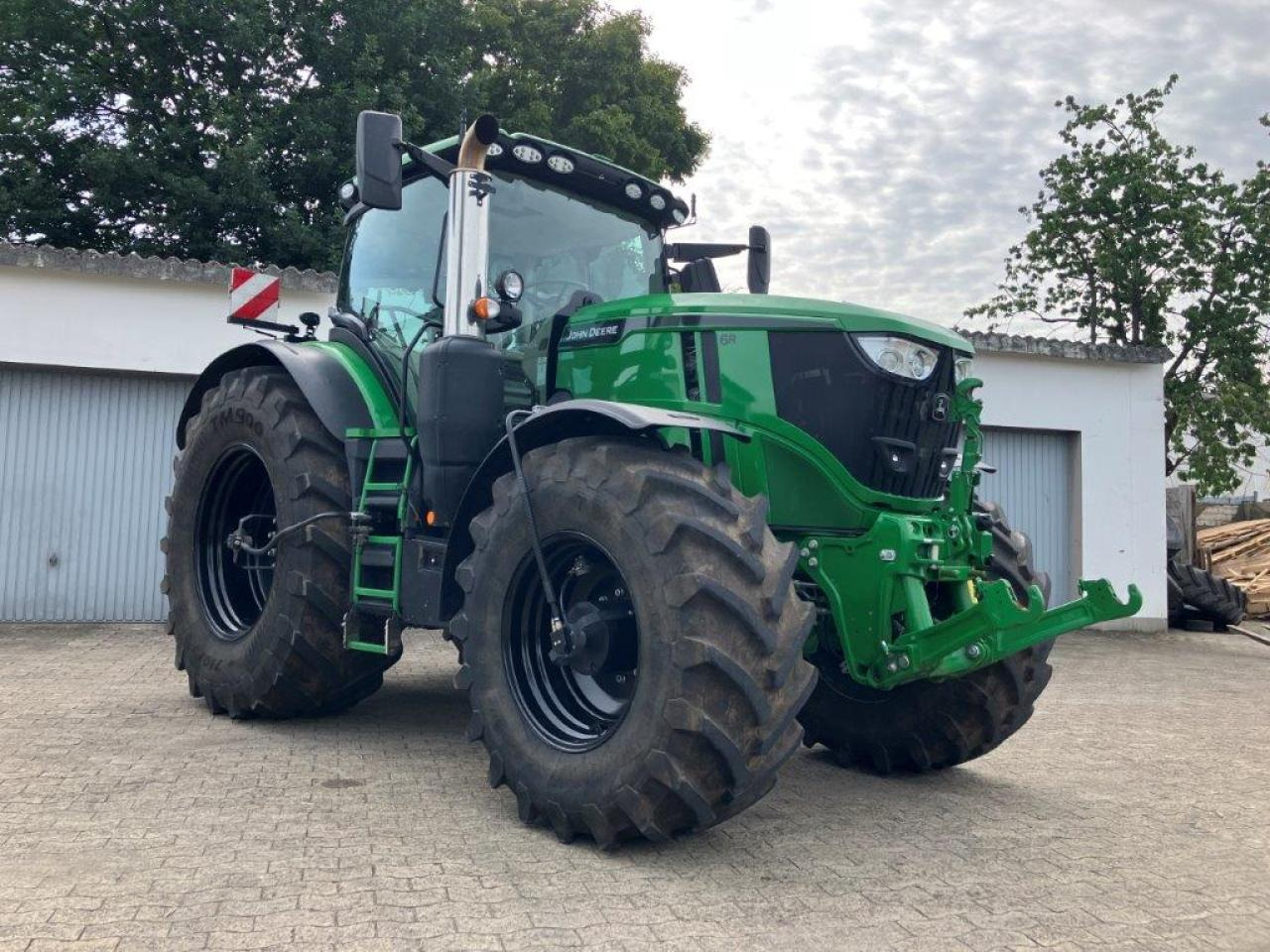 John Deere 6R 250 - Traktor: pilt 2 John Deere 6R 250 - Traktor: pilt 2