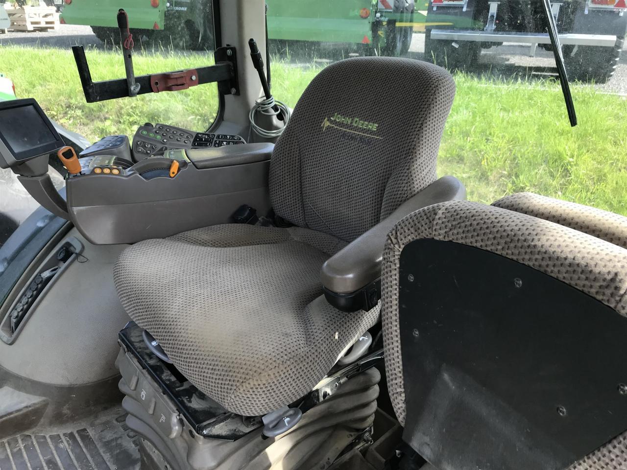 Traktor John Deere 7230R: pilt 6