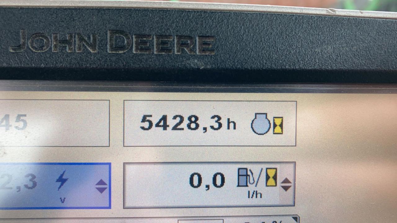 Traktor John Deere 7230R: pilt 8