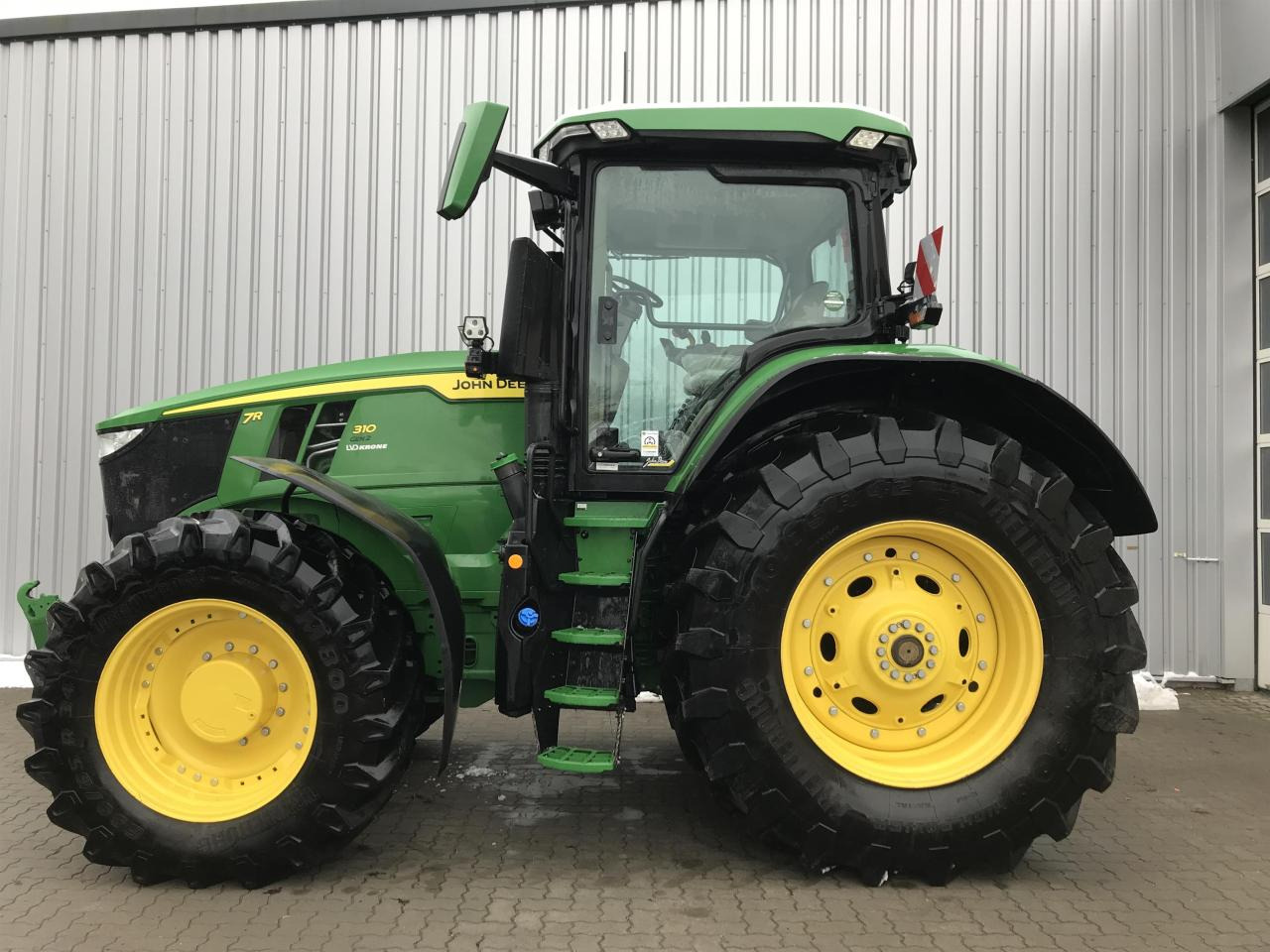 John Deere 7R 310 - Traktor: pilt 1 John Deere 7R 310 - Traktor: pilt 1