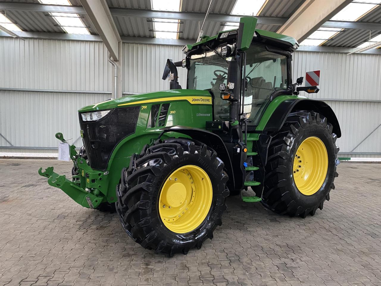 John Deere 7R 310 - Traktor: pilt 1 John Deere 7R 310 - Traktor: pilt 1