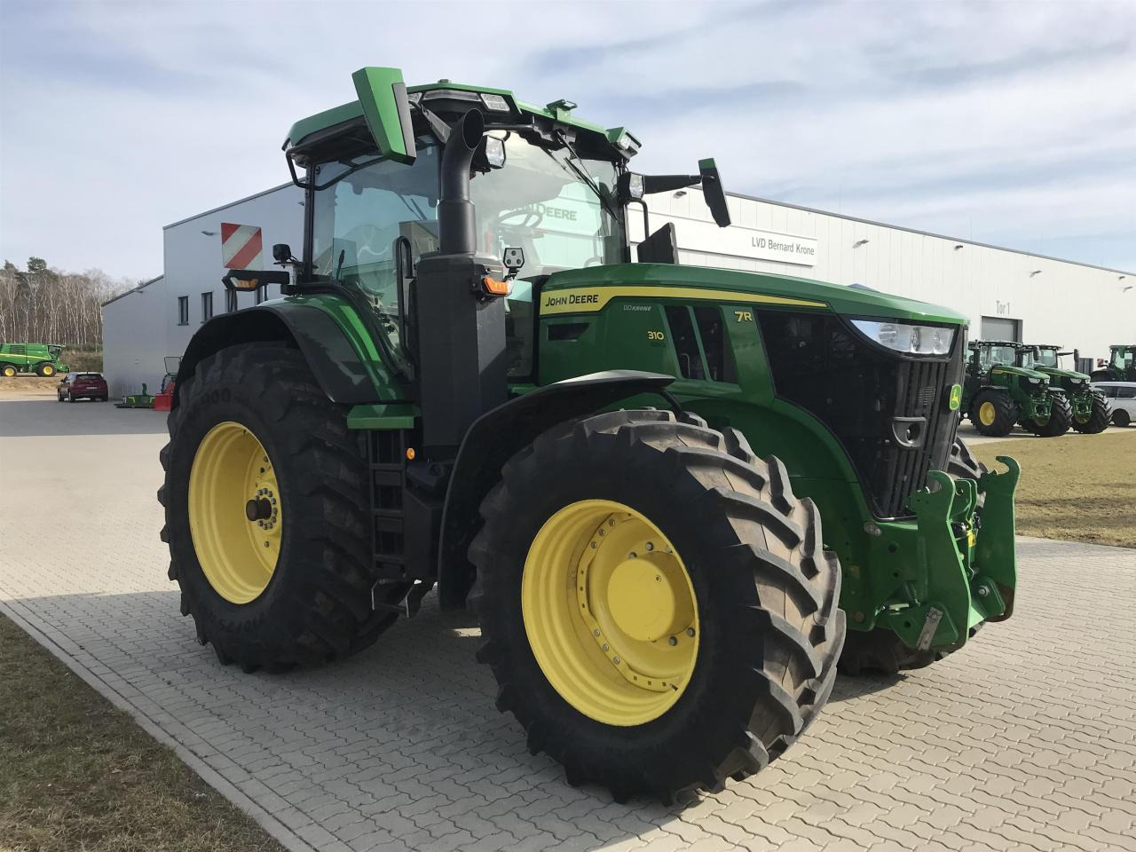 John Deere 7R 310 - Traktor: pilt 2 John Deere 7R 310 - Traktor: pilt 2