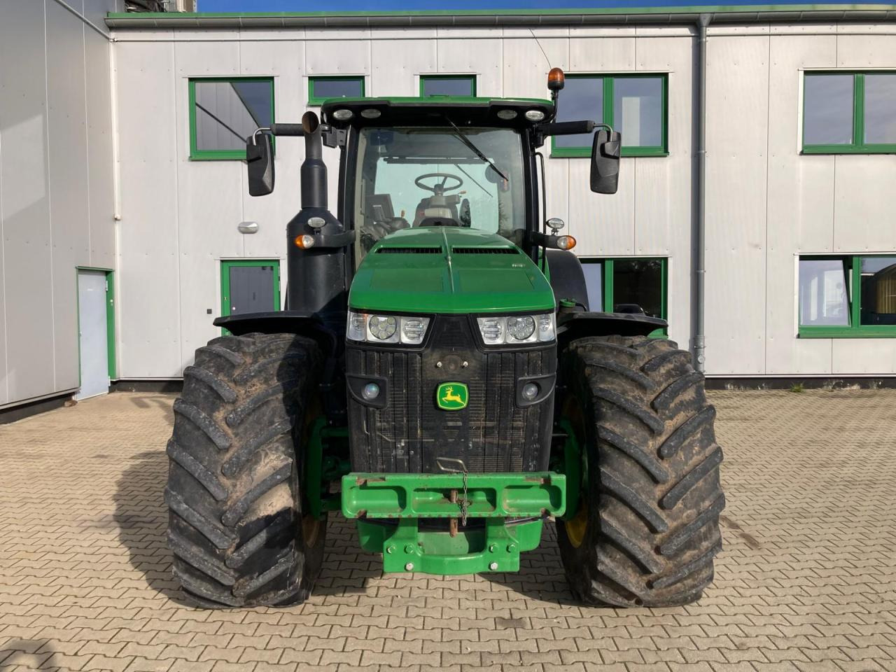 John Deere 8370R - Traktor: pilt 2 John Deere 8370R - Traktor: pilt 2