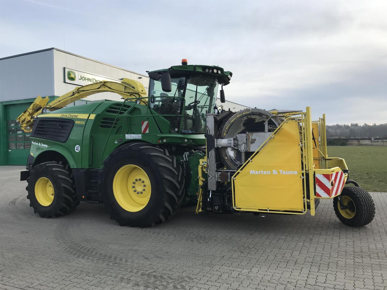 John Deere 9800 - Koristusmasin: pilt 2 John Deere 9800 - Koristusmasin: pilt 2