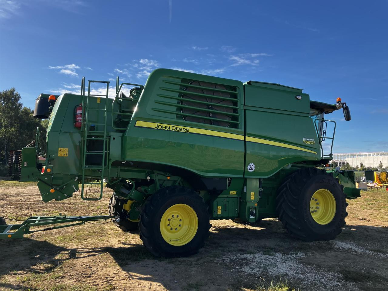 John Deere T660i - Kombain: pilt 2 John Deere T660i - Kombain: pilt 2
