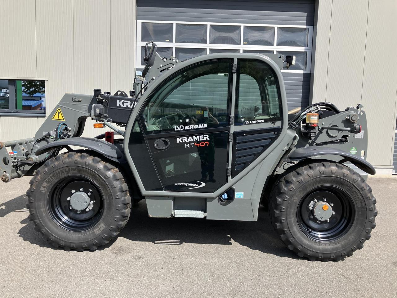 Kramer KT407 - Teleskooplaadur: pilt 1 Kramer KT407 - Teleskooplaadur: pilt 1