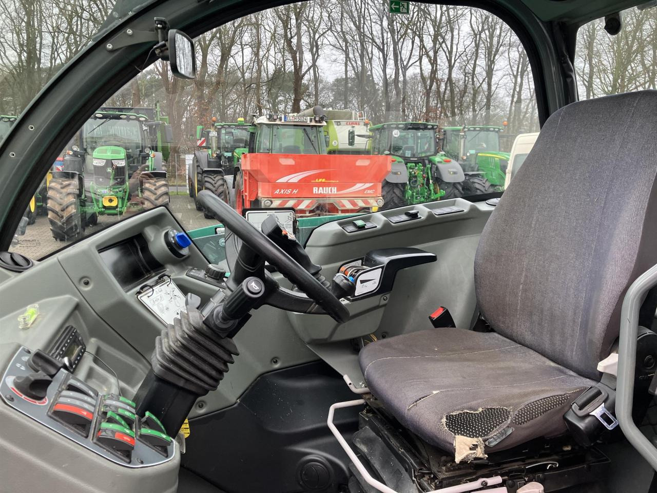 Kramer KT557 - Teleskooplaadur: pilt 4 Kramer KT557 - Teleskooplaadur: pilt 4