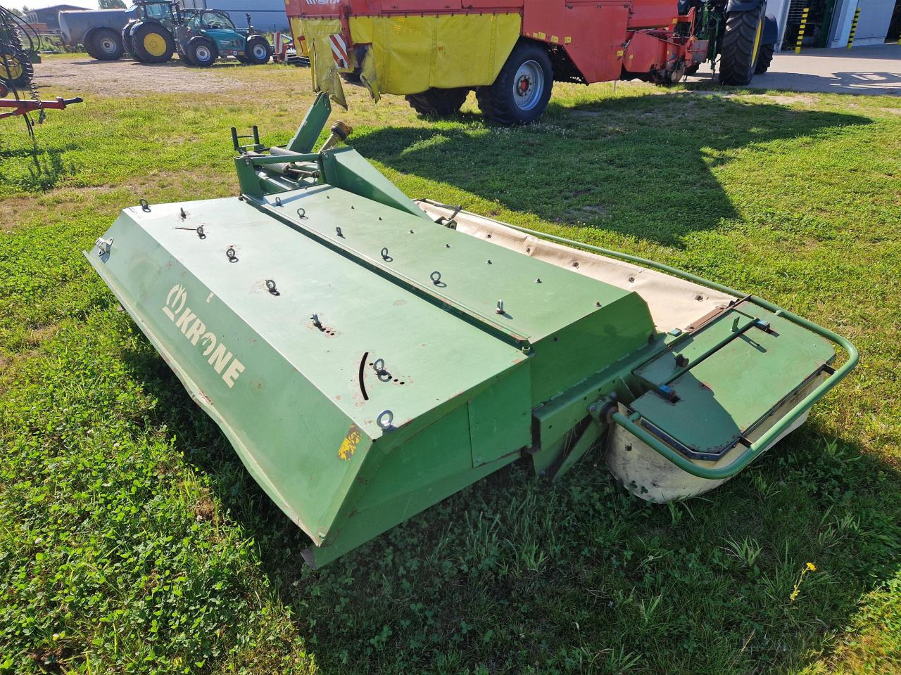 Krone EC 320 CV+B - Niiduk: pilt 2 Krone EC 320 CV+B - Niiduk: pilt 2