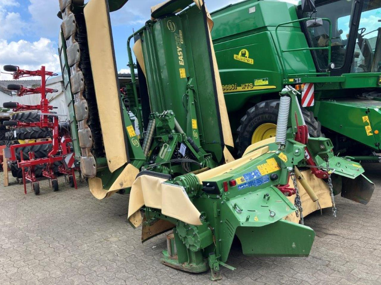 Krone EC B 870 CV Collect - Niiduk: pilt 1 Krone EC B 870 CV Collect - Niiduk: pilt 1