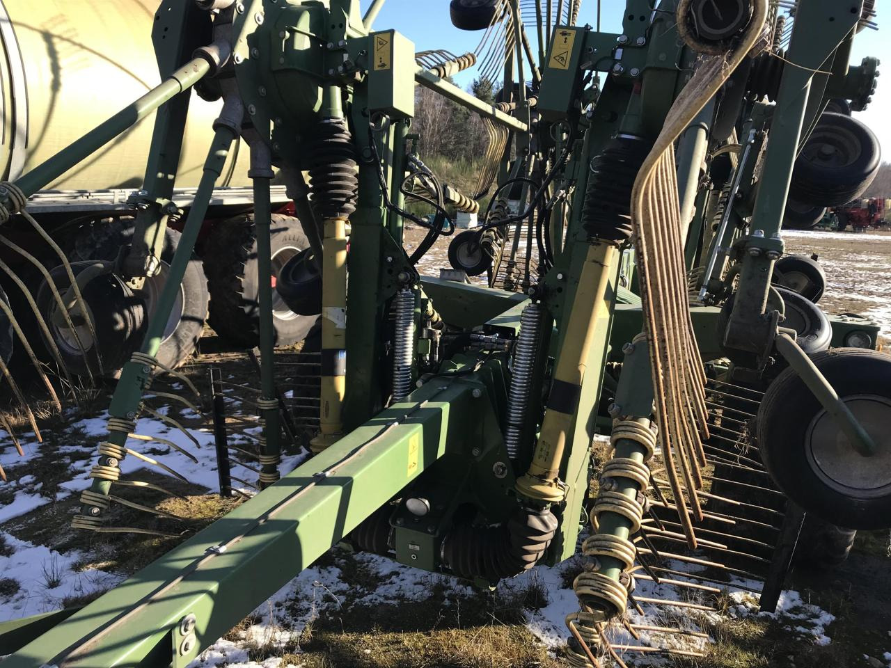 Krone Swadro 1400 Plus - Kaarutaja/ Reha: pilt 5 Krone Swadro 1400 Plus - Kaarutaja/ Reha: pilt 5