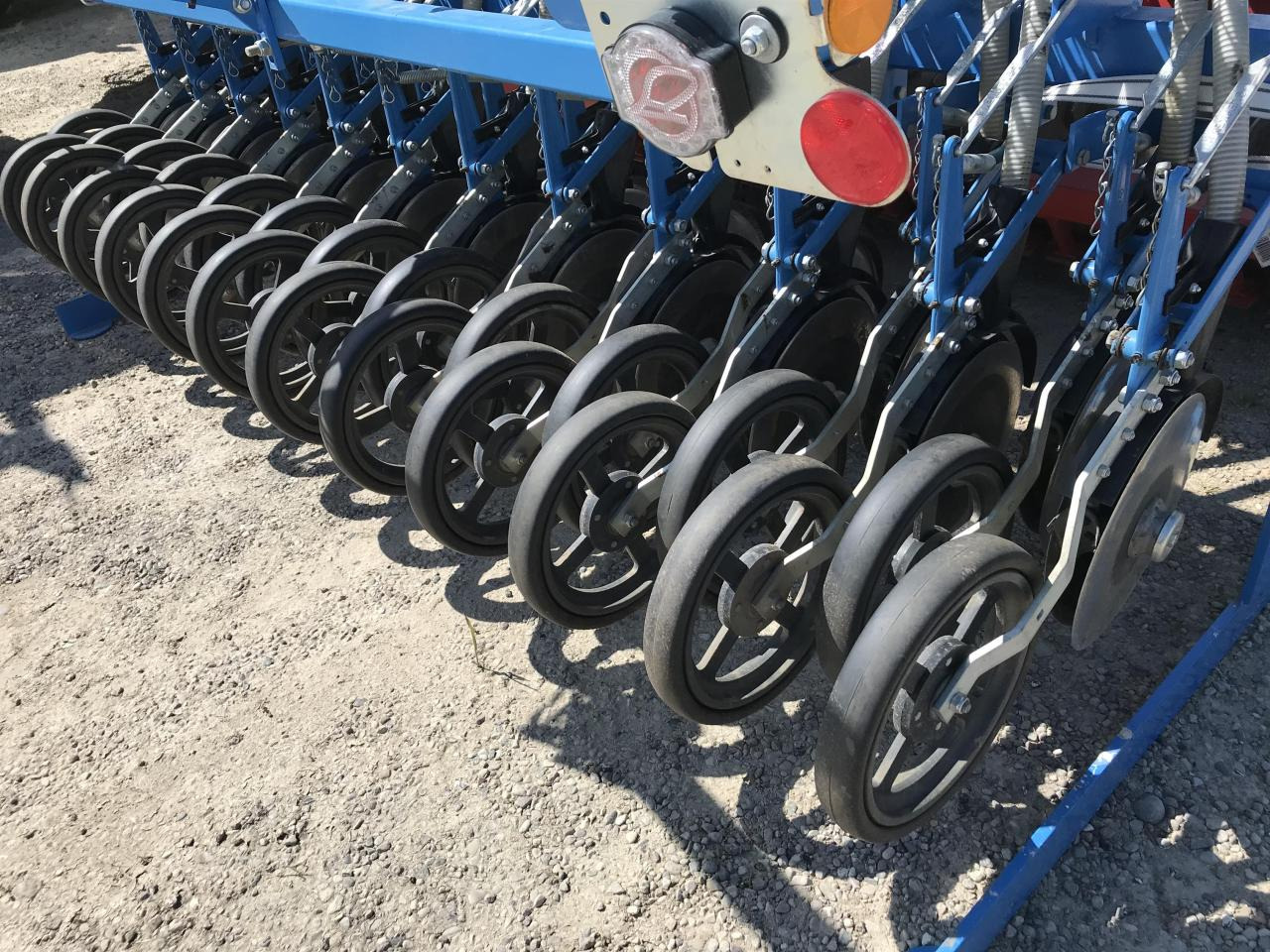 Lemken Saphir 8 Autoload - Külvimasin: pilt 4 Lemken Saphir 8 Autoload - Külvimasin: pilt 4