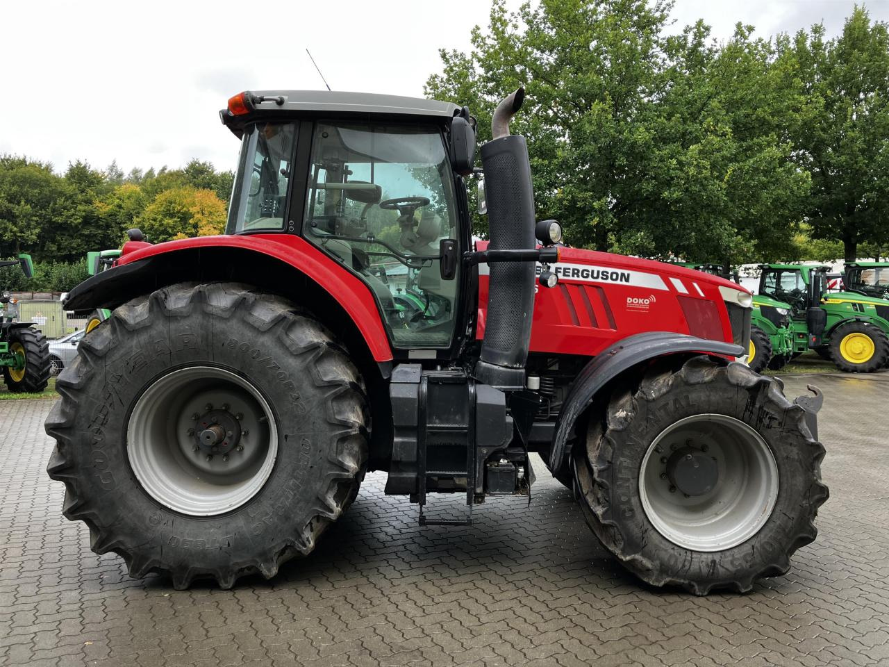 Massey Ferguson 7726 - Traktor: pilt 2 Massey Ferguson 7726 - Traktor: pilt 2
