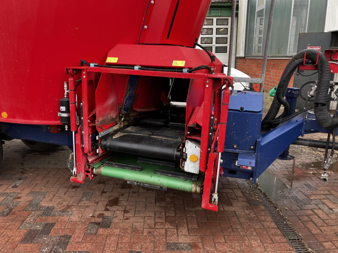 Mayer Trailed Line DUO 18 - Söödasegamisvanker: pilt 4 Mayer Trailed Line DUO 18 - Söödasegamisvanker: pilt 4