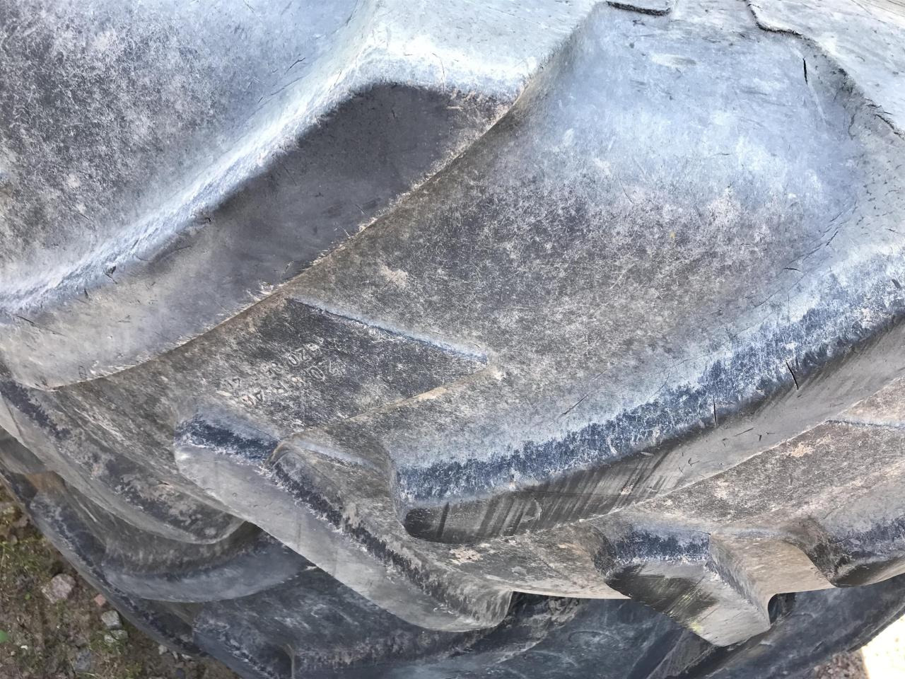 Michelin 520/85R46 - Rehv - Põllutööseade: pilt 4 Michelin 520/85R46 - Rehv - Põllutööseade: pilt 4