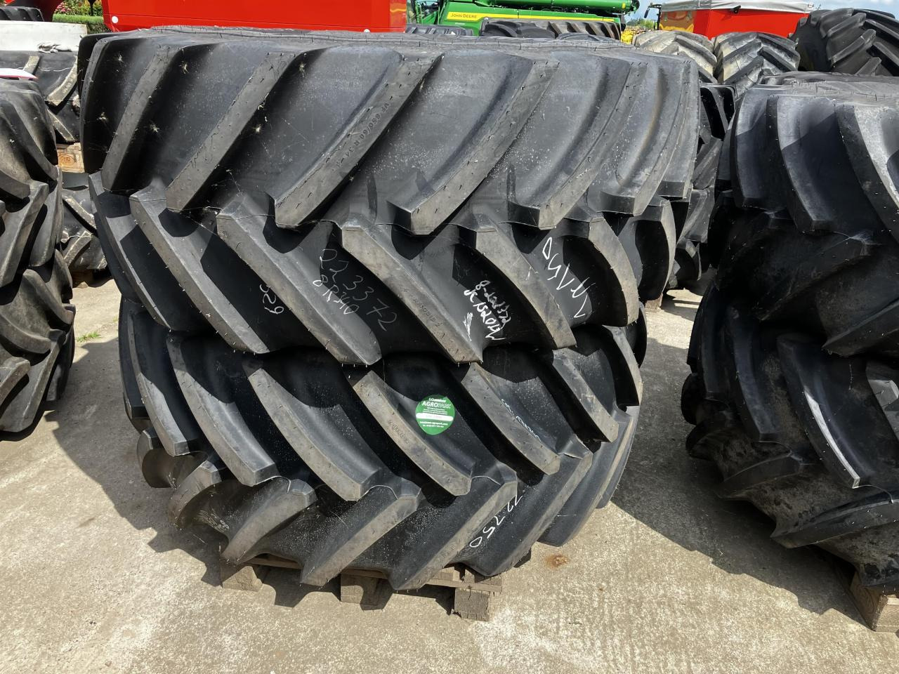 Michelin 650/60R34 VF - Rehv - Põllutööseade: pilt 2 Michelin 650/60R34 VF - Rehv - Põllutööseade: pilt 2