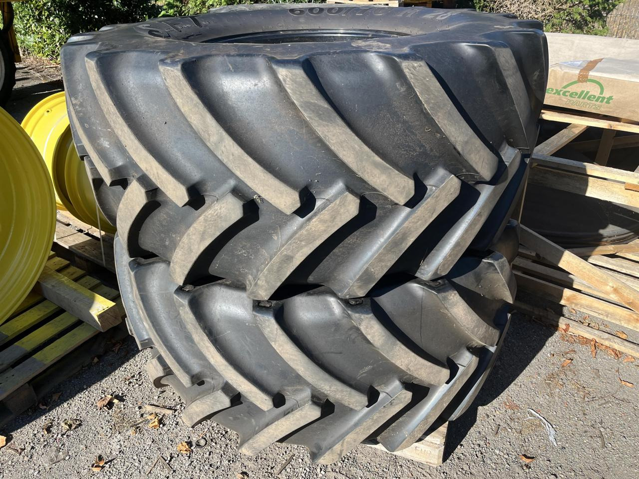 Mitas 600/70R30 - Rehv - Põllutööseade: pilt 2 Mitas 600/70R30 - Rehv - Põllutööseade: pilt 2