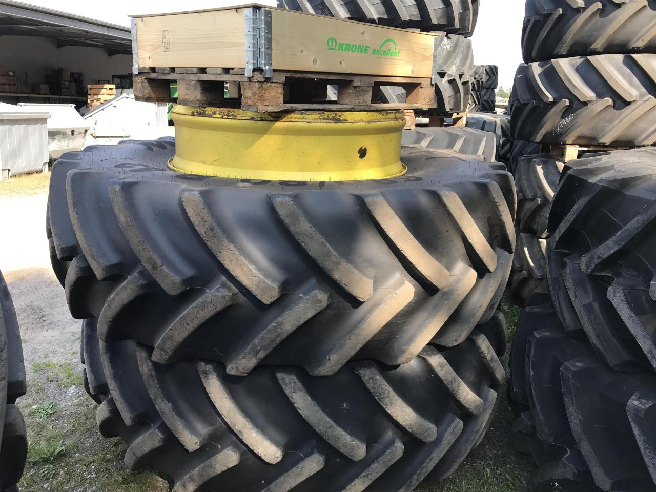 Mitas 680/80R42 - Rehv - Põllutööseade: pilt 2 Mitas 680/80R42 - Rehv - Põllutööseade: pilt 2