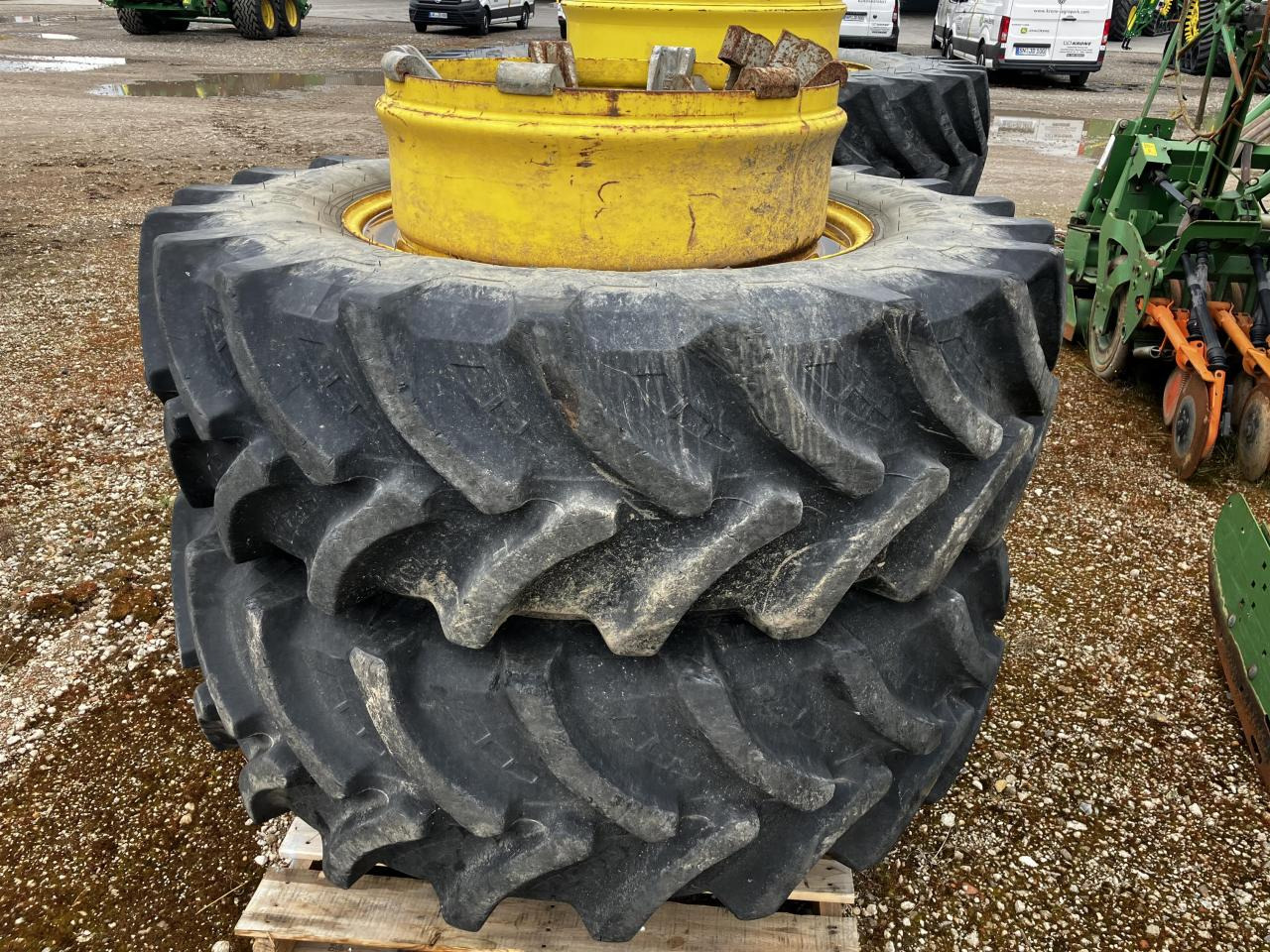 Petlas 480/70R34 - Rehv - Põllutööseade: pilt 2 Petlas 480/70R34 - Rehv - Põllutööseade: pilt 2