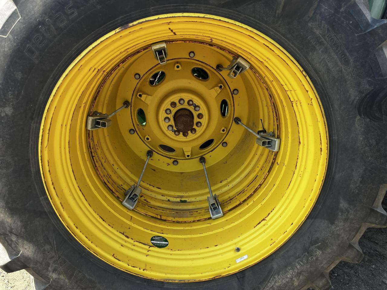 Petlas 520/85R46 - Rehv - Põllutööseade: pilt 3 Petlas 520/85R46 - Rehv - Põllutööseade: pilt 3