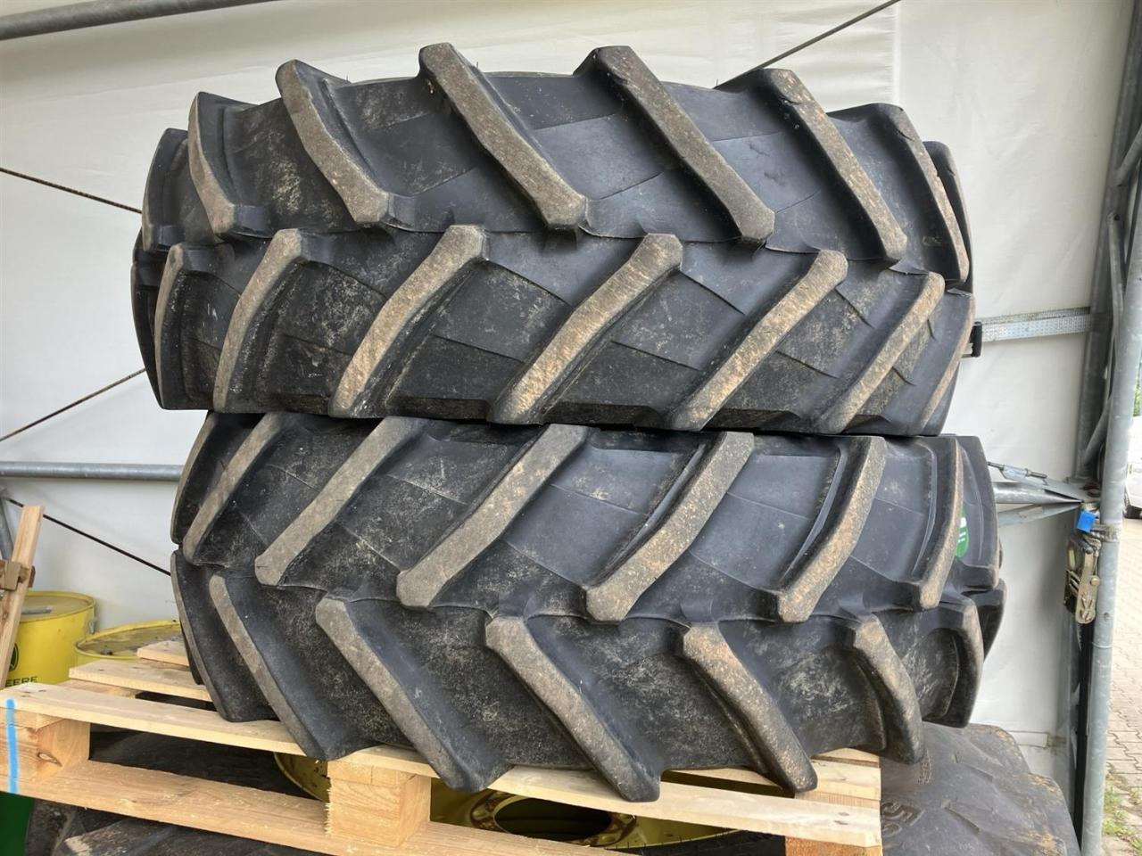 Trelleborg 420/70R28 - Rehv - Põllutööseade: pilt 1 Trelleborg 420/70R28 - Rehv - Põllutööseade: pilt 1