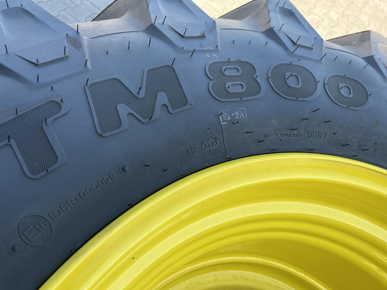 Trelleborg 540/65R28 - Rehv - Põllutööseade: pilt 5 Trelleborg 540/65R28 - Rehv - Põllutööseade: pilt 5