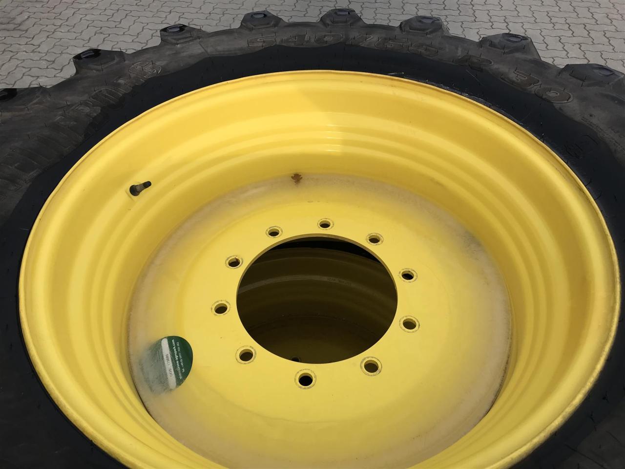Trelleborg 540/65R30 - Rehv - Põllutööseade: pilt 4 Trelleborg 540/65R30 - Rehv - Põllutööseade: pilt 4