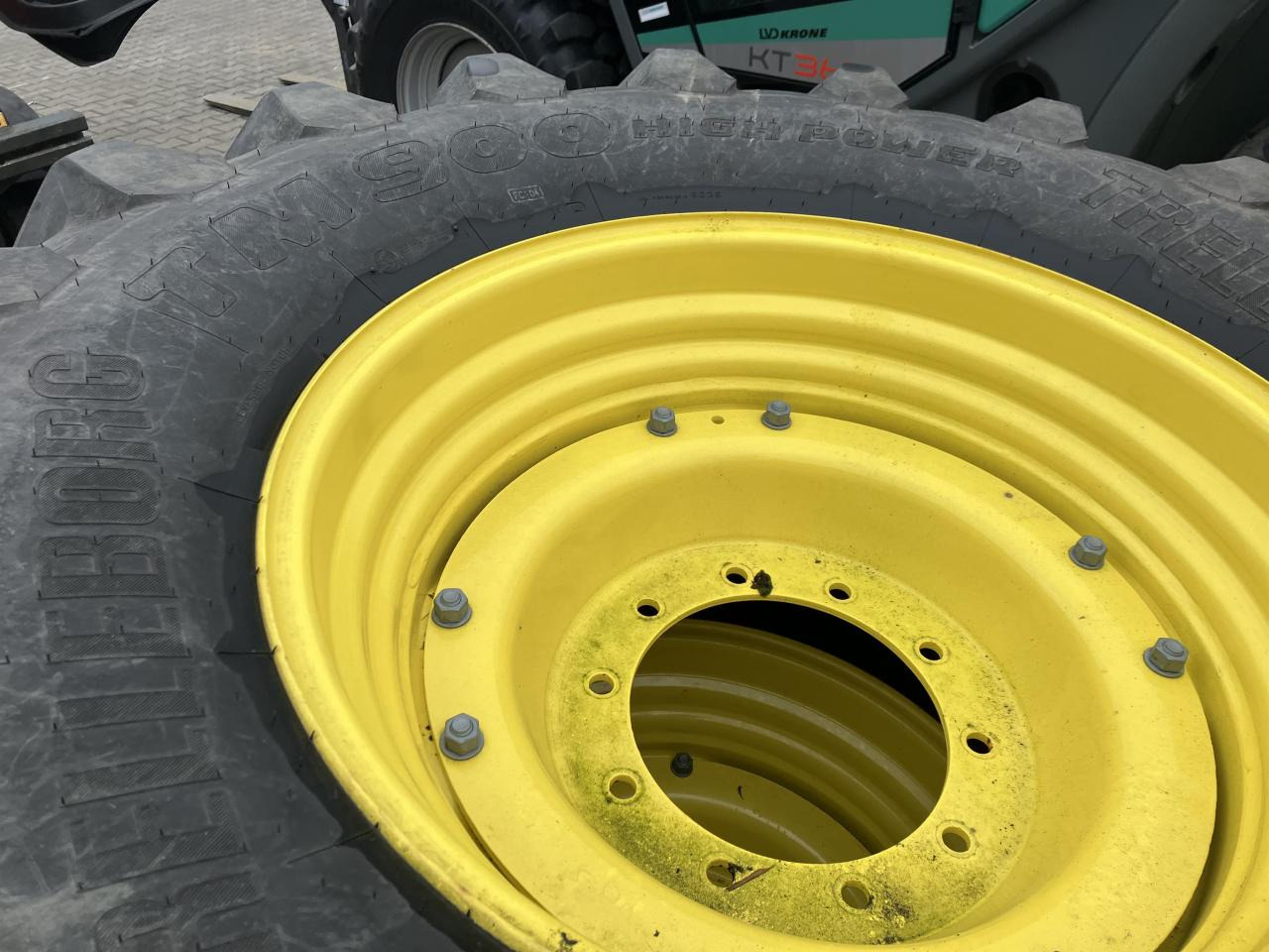 Trelleborg 600/70R30 - Rehv - Põllutööseade: pilt 3 Trelleborg 600/70R30 - Rehv - Põllutööseade: pilt 3