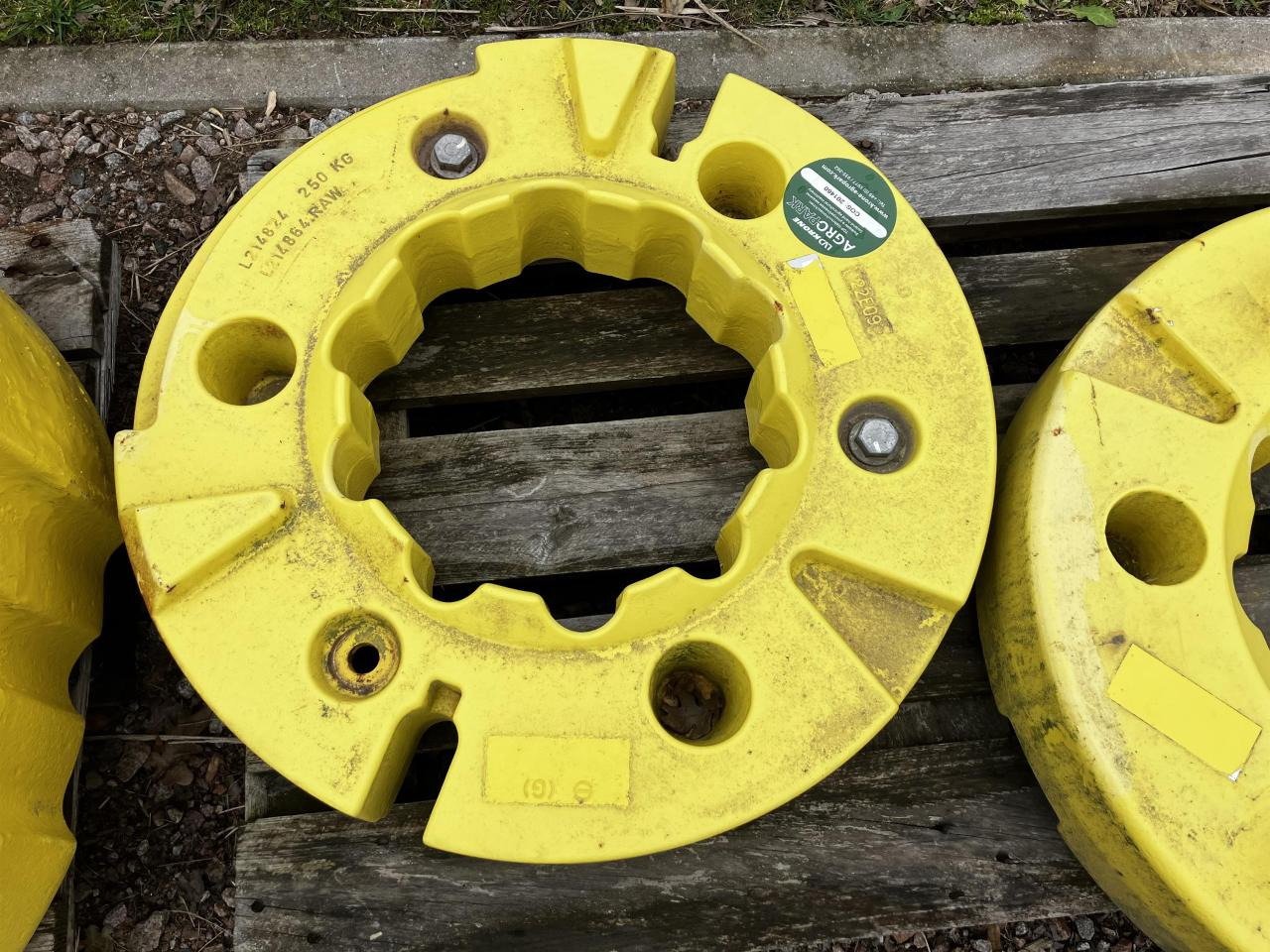 John Deere 2x 250kg - Varuosa - Põllutööseade: pilt 4 John Deere 2x 250kg - Varuosa - Põllutööseade: pilt 4