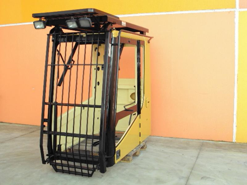 Cab CATERPILLAR 385B 155-1166 - Kabiin - Ehitusmasinad: pilt 3 Cab CATERPILLAR 385B 155-1166 - Kabiin - Ehitusmasinad: pilt 3