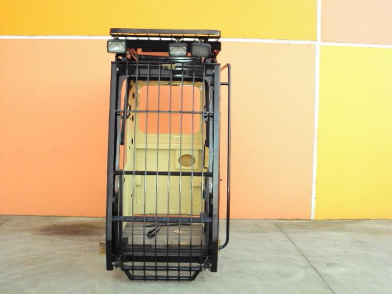 Cab CATERPILLAR 385B 155-1166 - Kabiin - Ehitusmasinad: pilt 1 Cab CATERPILLAR 385B 155-1166 - Kabiin - Ehitusmasinad: pilt 1