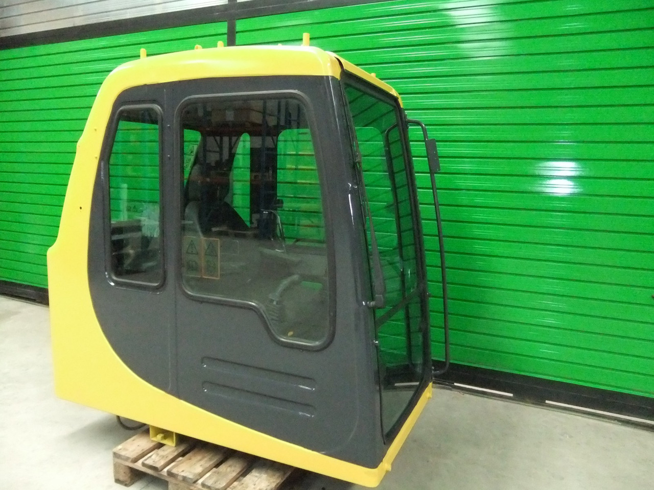 Cab EROPS KOMATSU PC340-6 - Kabiin - Ehitusmasinad: pilt 2 Cab EROPS KOMATSU PC340-6 - Kabiin - Ehitusmasinad: pilt 2