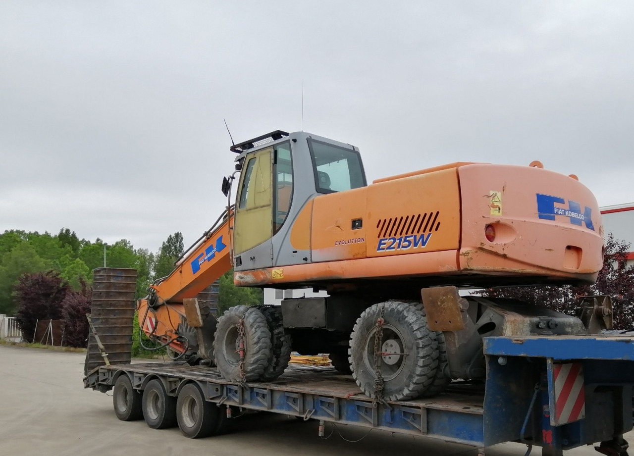 EXCABADORA DE RUEDAS E215W - Ratastel ekskavaator: pilt 4 EXCABADORA DE RUEDAS E215W - Ratastel ekskavaator: pilt 4