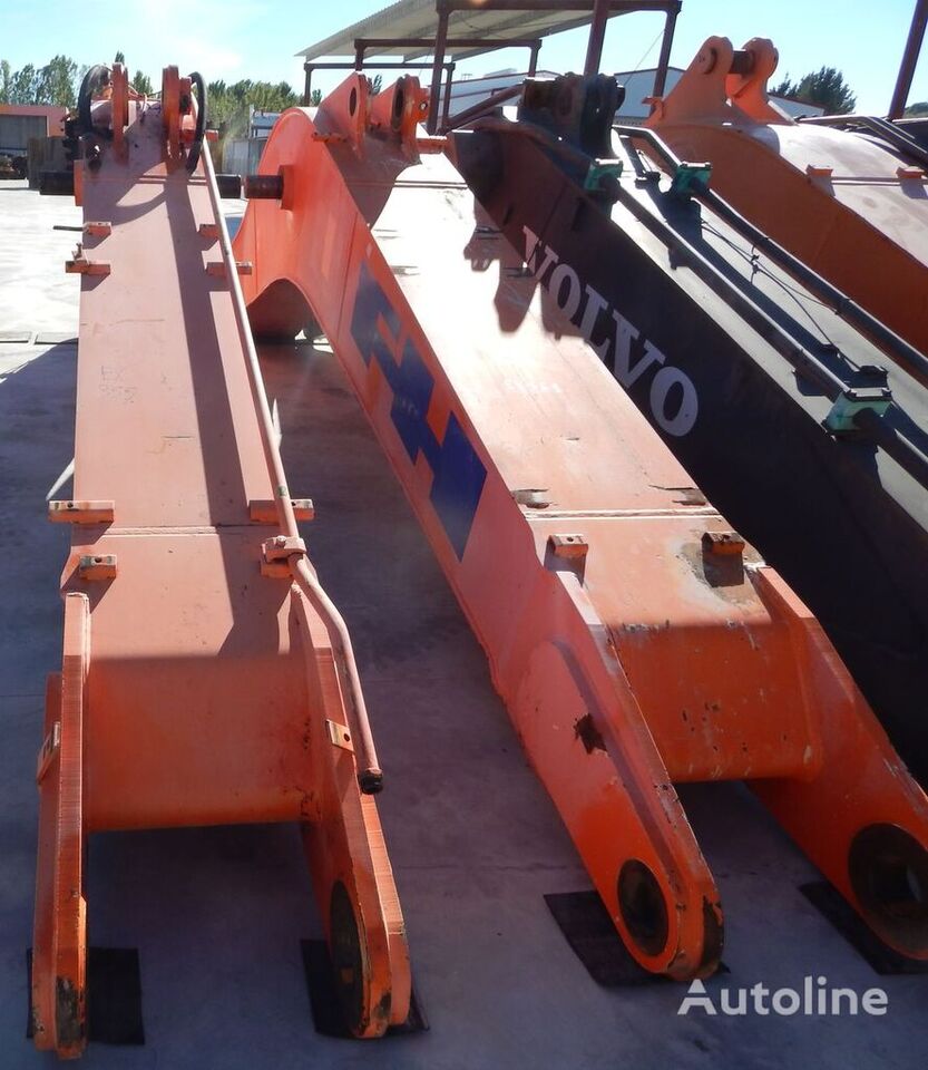 Poom - Ekskavaator Fiat-Hitachi PLUMA EX355 Fiat-Hitachi EX355: pilt 1