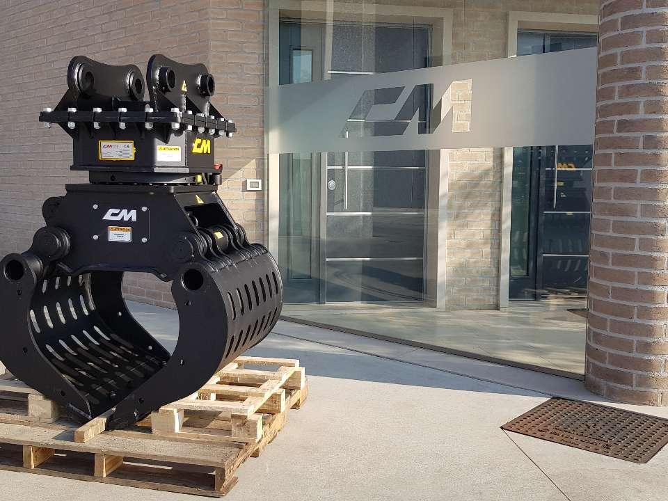 CM Crusher G 180 Sorting Grapple - Haarats - Ekskavaator: pilt 1 CM Crusher G 180 Sorting Grapple - Haarats - Ekskavaator: pilt 1