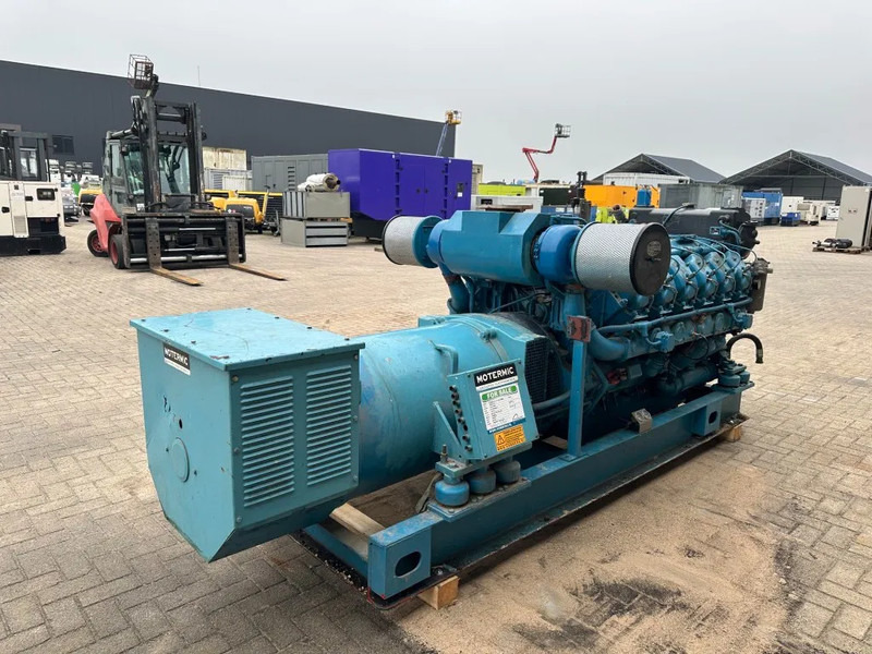 Generaatorikomplekt Baudouin DNP12SI Leroy Somer 400 kVA noodstroom generatorset 317 hours: pilt 7