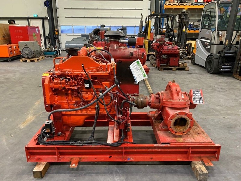 Cummins 6BTA5.9C Armstrong 284 m3 / h 9 Bar Waterpomp Beregeningspomp - Veepump: pilt 1 Cummins 6BTA5.9C Armstrong 284 m3 / h 9 Bar Waterpomp Beregeningspomp - Veepump: pilt 1