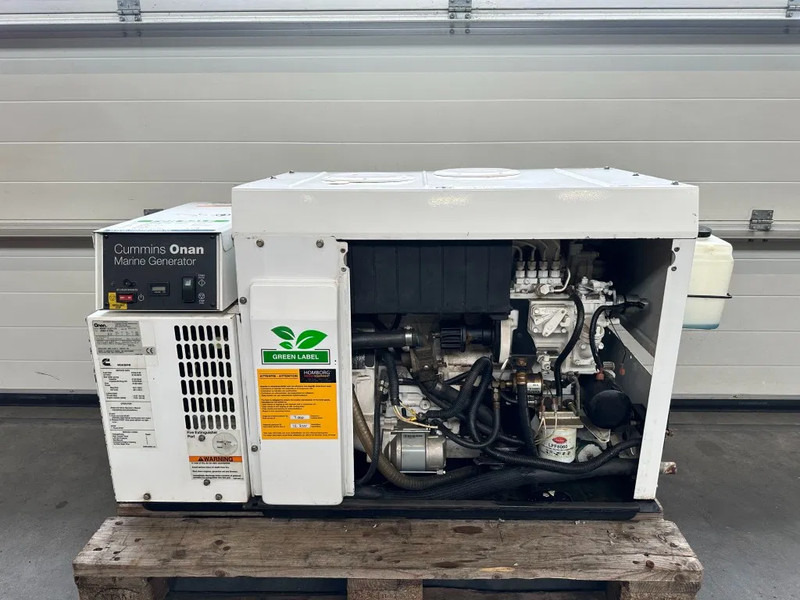 Cummins Onan MDKBP Kubota 4 cilinder Diesel 13.5 kVA Marine Silent generatorset - Generaatorikomplekt: pilt 2 Cummins Onan MDKBP Kubota 4 cilinder Diesel 13.5 kVA Marine Silent generatorset - Generaatorikomplekt: pilt 2