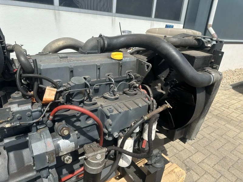 Deutz BF4M 1013 Diesel Engine 4 cylinder 102 kW / 137 HP - Mootor - Materjali käitlemise seade: pilt 5 Deutz BF4M 1013 Diesel Engine 4 cylinder 102 kW / 137 HP - Mootor - Materjali käitlemise seade: pilt 5