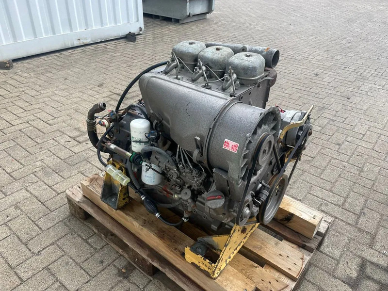 Deutz F3L 912 Motor 3 cilinder 38 kW 52 PK Diesel Motor - Mootor - Materjali käitlemise seade: pilt 5 Deutz F3L 912 Motor 3 cilinder 38 kW 52 PK Diesel Motor - Mootor - Materjali käitlemise seade: pilt 5