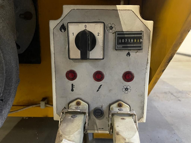 Dieselheater Air to Air SM 460M 119 kW - 8000 m3 / h Diesel Heater Kachel - Ehitussoojendi: pilt 5 Dieselheater Air to Air SM 460M 119 kW - 8000 m3 / h Diesel Heater Kachel - Ehitussoojendi: pilt 5